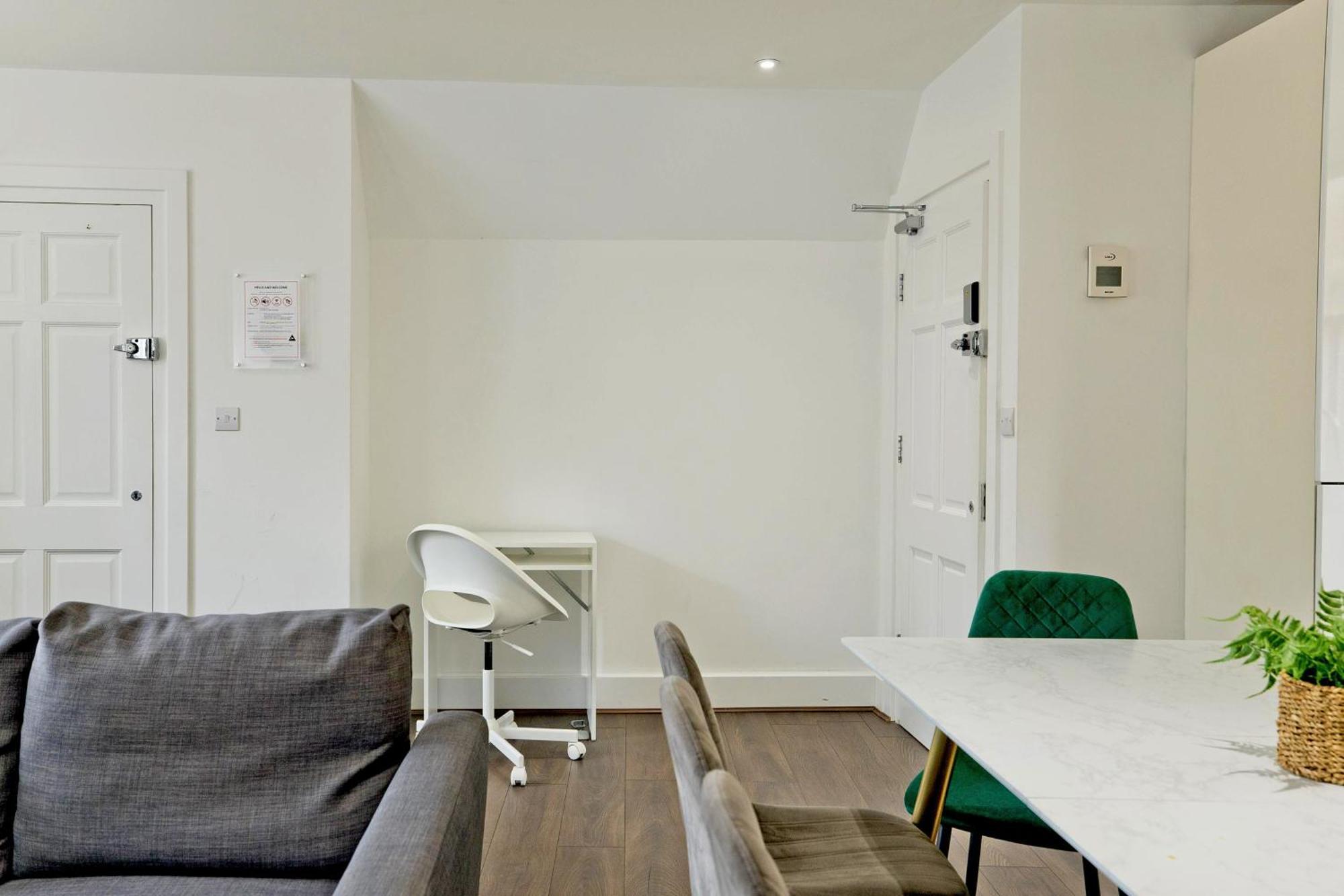 Imperial Liverpool Street Apartments Londen Buitenkant foto