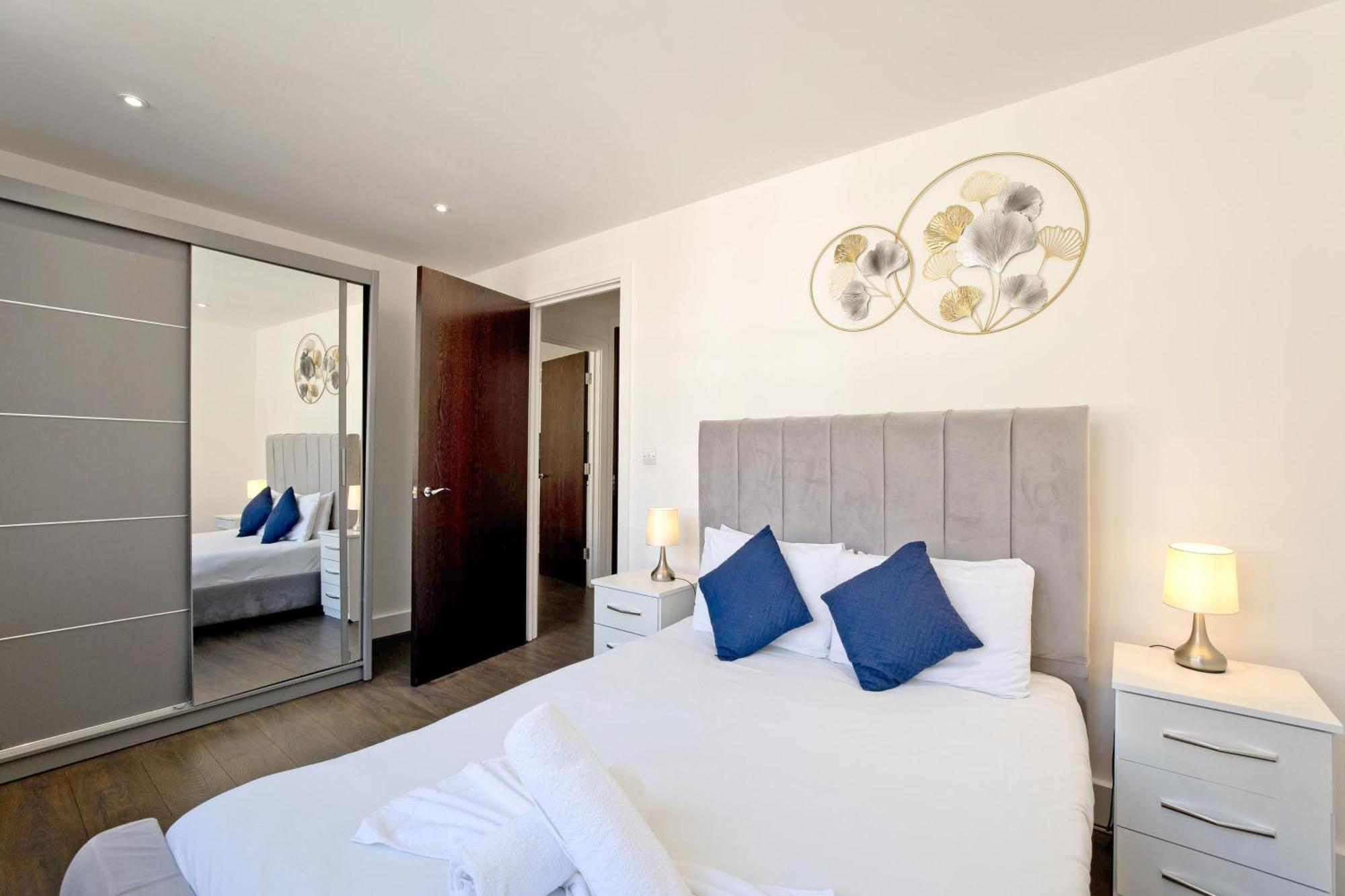 Imperial Liverpool Street Apartments Londen Buitenkant foto